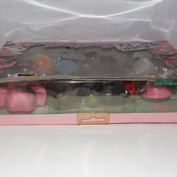 Bratz 4 Ever Kidz Funny Faces Yasmin Doll & 7 Snap On Faces New Sealed - Picture 4 of 7